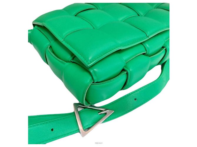 Bottega Veneta Intrecciato Padded Cassette Crossbody Bag Verde - vista 8