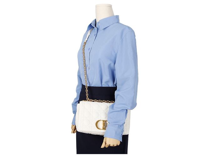 Dior Caro Medium Schulter-Crossbody-Tasche mit Kette Golden - Ansicht 14