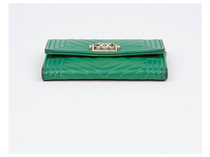 Chanel Tarjetero Boi Flap Verde - vista 7