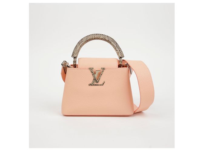 Louis Vuitton Borsa a Spalla Capucines Mini Tote Rosa - vista 2