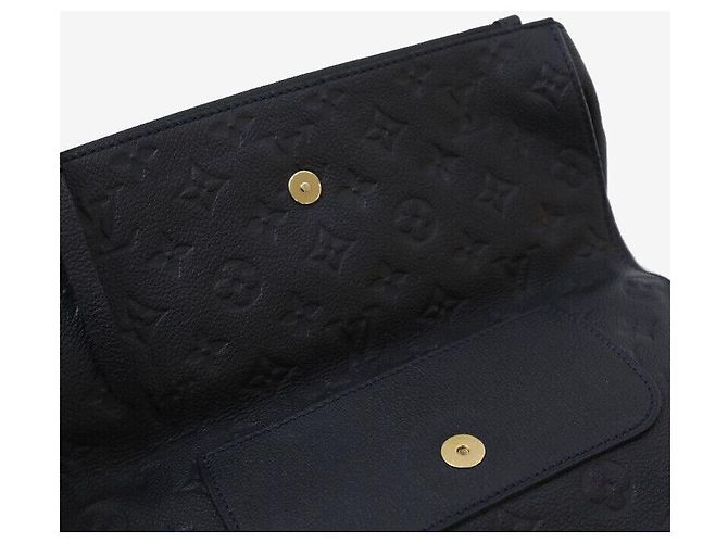 Louis Vuitton Clutch Pieghevole Petite Malle Monogram Empreinte Nero - vista 7