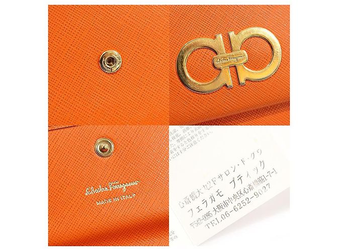 Salvatore Ferragamo Cartera larga Gancini doble dorada en Saffiano naranja - vista 7