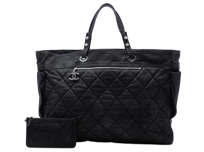Chanel Schwarze XL Gesteppte Beschichtete Canvas Paris Biarritz Tasche - Ansicht 8