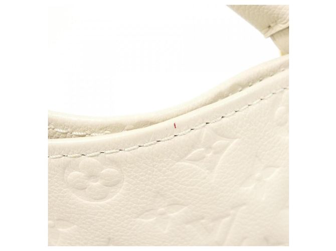 Borsa a Spalla Artsy MM in Monogram Empreinte di Louis Vuitton Bianco - vista 7