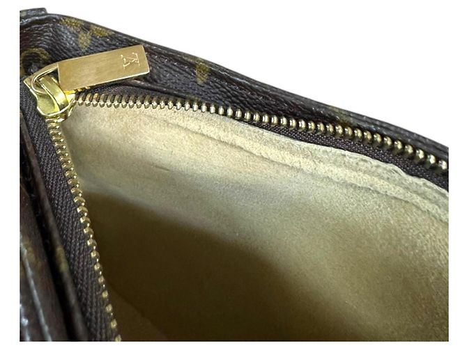 Borsa a Spalla Monogram Looping MM di Louis Vuitton Marrone - vista 10