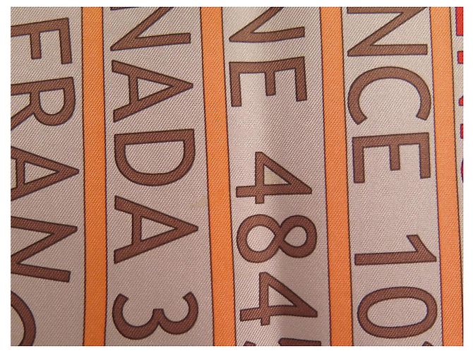 Hermès SCIALLE HERMES LE FONTI DELLA VITA RAWYLER 90 SETA BEIGE - vista 10