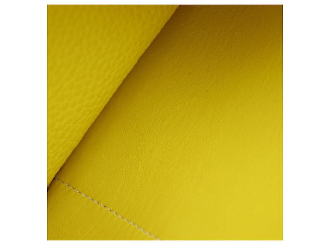 Borsa 2 in 1 Hermès Arzan 31 in Taurillon Clemence Giallo - vista 13