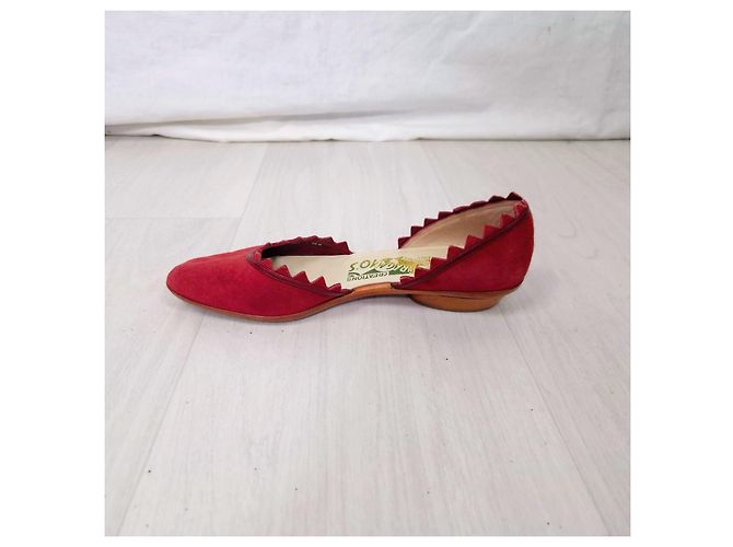 Salvatore Ferragamo Bailarinas burdeos de ante Ferragamo - vista 6