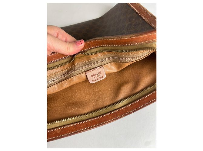 Céline Clutch in pelle monogramma Triomphe vintage Celine Paris marrone - vista 5