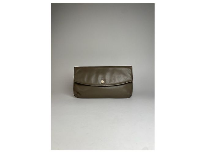 Clutch in pelle vintage Givenchy grigio marrone - vista 11