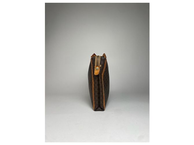 Triomphe Céline Clutch in pelle monogramma Celine Paris vintage marrone - vista 11