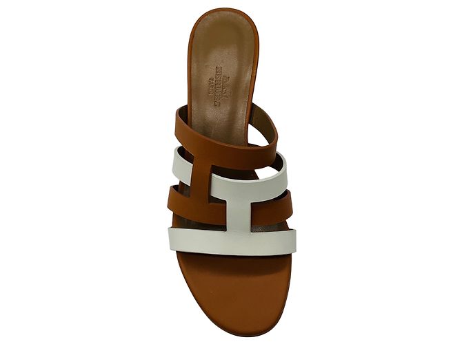 Hermès Hermes Bicolor Amica Sandale Tan / Weiß Kamel - Ansicht 4