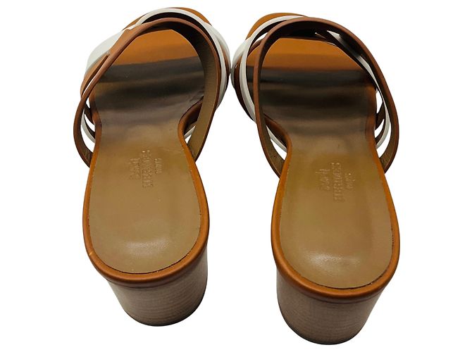 Hermès Hermes Bicolor Amica Sandale Tan / Weiß Kamel - Ansicht 6