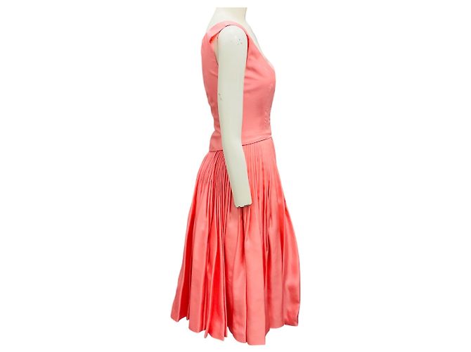 Vestido de cóctel de seda plisada sin mangas rosa Christian Dior con cremallera completa - vista 2