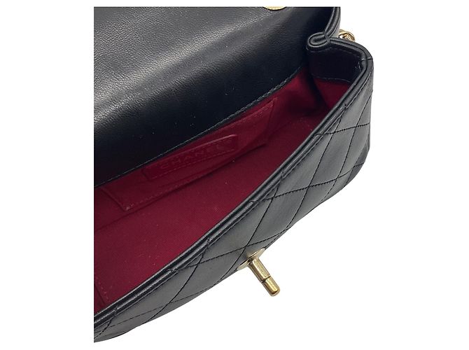 Borsa a tracolla in pelle trapuntata Chanel nera / dorata con logo CC Nero - vista 10