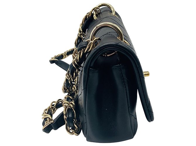 Borsa a tracolla in pelle trapuntata Chanel nera / dorata con logo CC Nero - vista 2