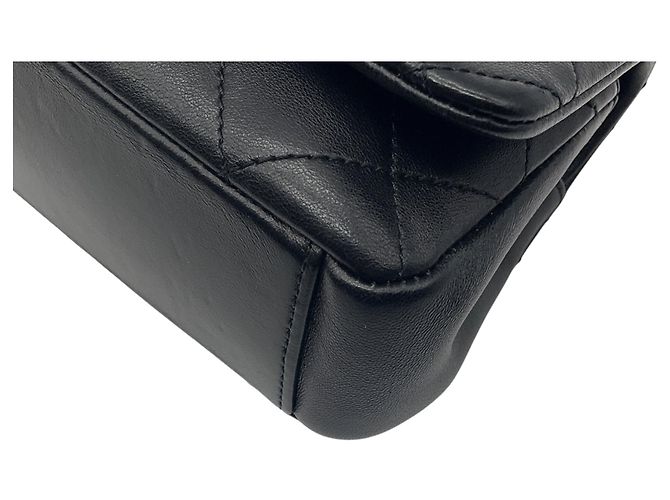 Borsa a tracolla in pelle trapuntata Chanel nera / dorata con logo CC Nero - vista 7