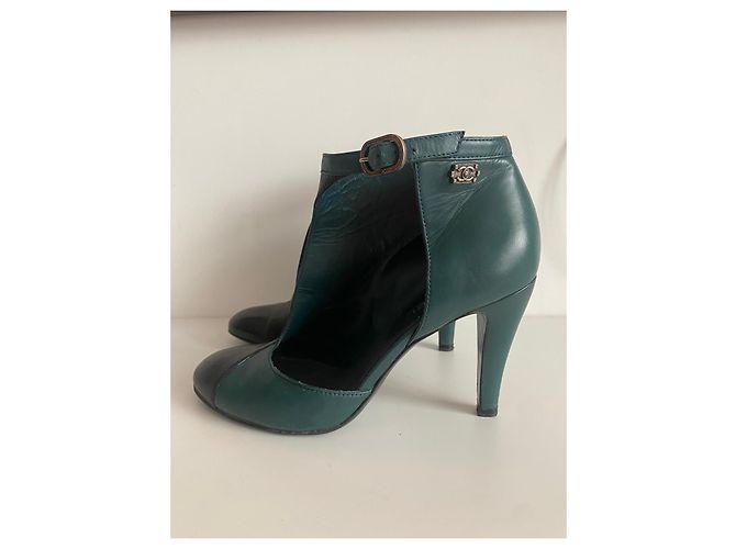Décolleté in pelle bicolore Chanel Nero Verde scuro - vista 6