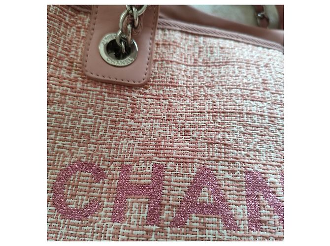 Borsa tote Chanel Deauville in tweed rosa e bianco - vista 4