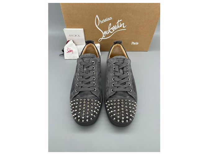 Sneaker Louis Junior Spikes di Christian Louboutin Grigio antracite - vista 2