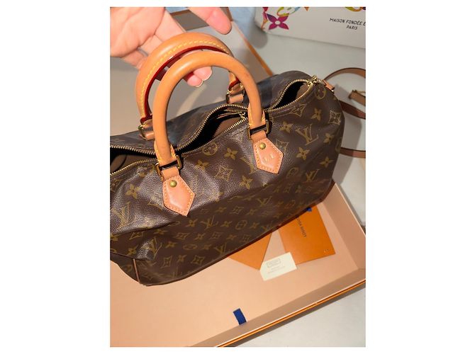 Louis Vuitton Bandoliera Speedy 35 Marrone - vista 3