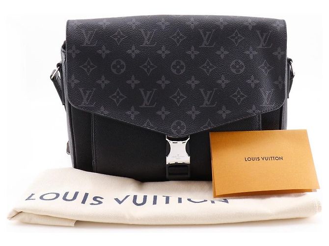 Borsa Messenger Monogram Taigarama Louis Vuitton Nero - vista 12