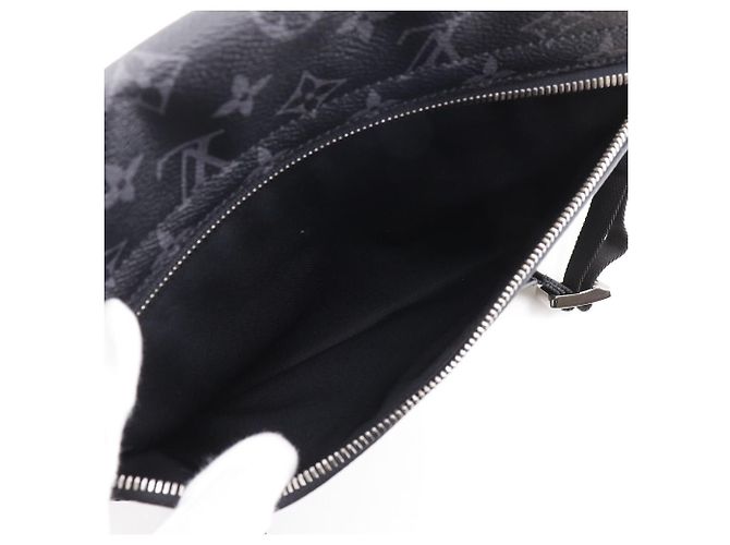 Borsa Messenger Monogram Taigarama Louis Vuitton Nero - vista 8