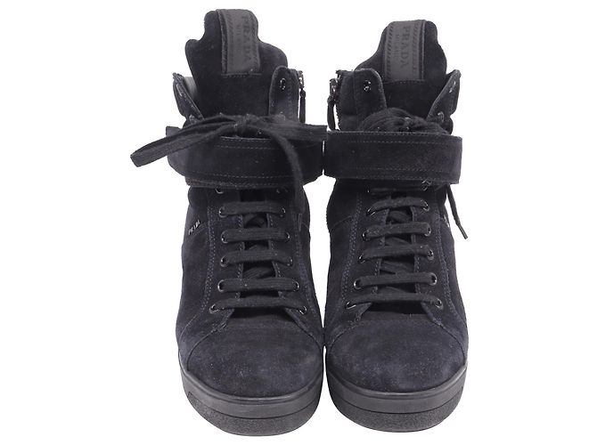 Sneakers alte con zeppa Prada Sport in suede nero - vista 3