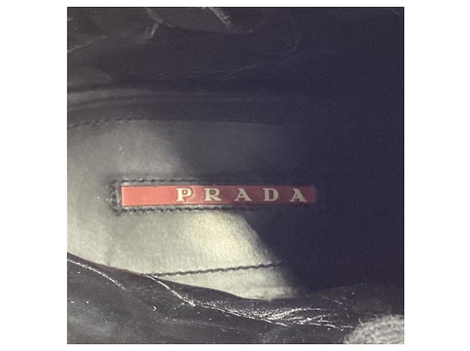 Sneakers alte con zeppa Prada Sport in suede nero - vista 8