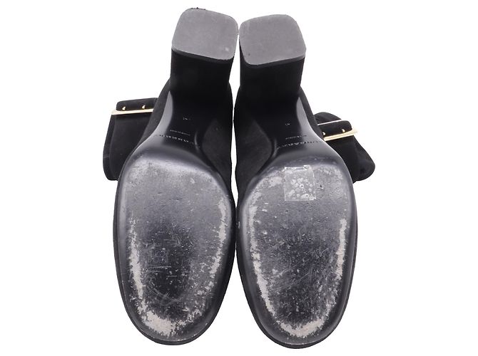 Botines con hebilla Britannia de Burberry en ante negro - vista 8