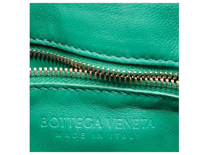 Borsa a Spalla Padded Cassette in Pelle Verde di Bottega Veneta - vista 5