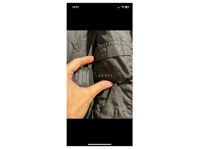 Schwarze gepolsterte Gucci-Jacke - Ansicht 2