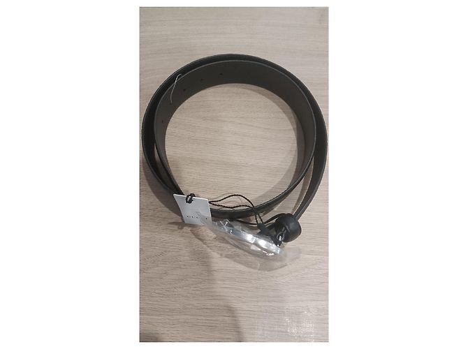 Fibbia GG Monogram di Gucci. Nero Argento - vista 2