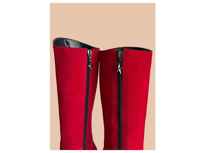 Autre Marque Stivali alti in suede rosso con decorazioni a stella - vista 4