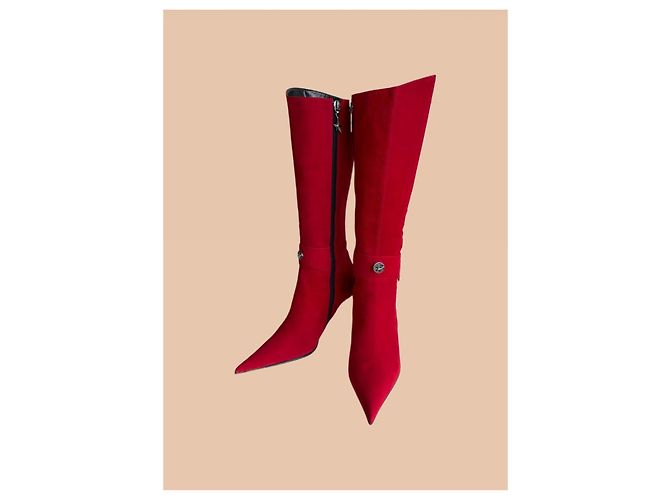 Autre Marque Stivali alti in suede rosso con decorazioni a stella - vista 6