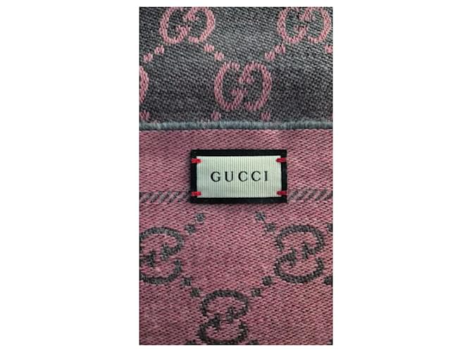 Sciarpa Gucci GG Marmont. Rosa Grigio - vista 6
