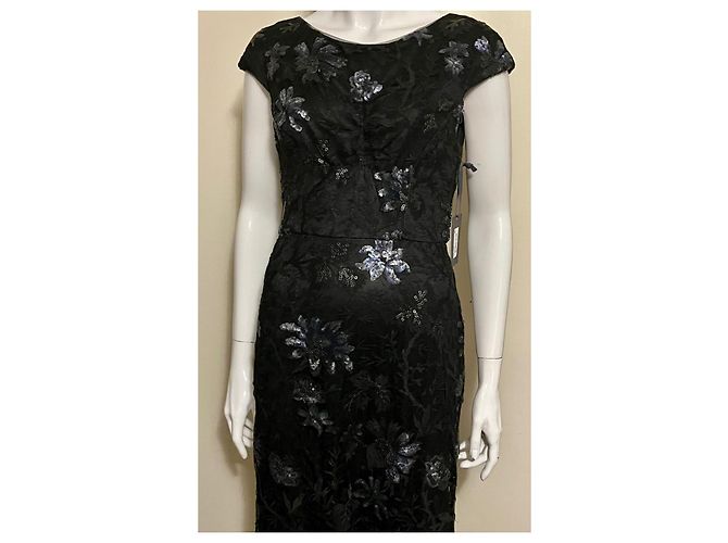 Vera Wang Abito da sera in paillettes e pizzo con strascico a pesce Nero Metallico - vista 4