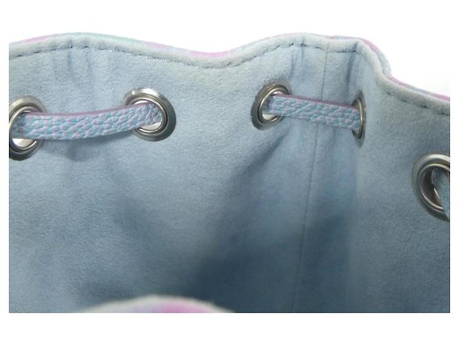 Noe Borsa a Spalla Nano Noé in Monogram Empreinte Louis Vuitton Porpora - vista 7