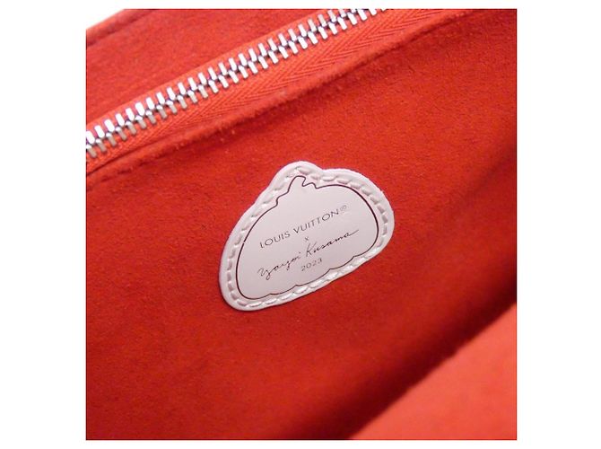 Borsa a mano mini Cluny Epi Louis Vuitton Bianco Rosso - vista 9