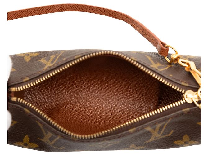 Pochette Papillon Monograma Marrom Louis Vuitton - vista 4