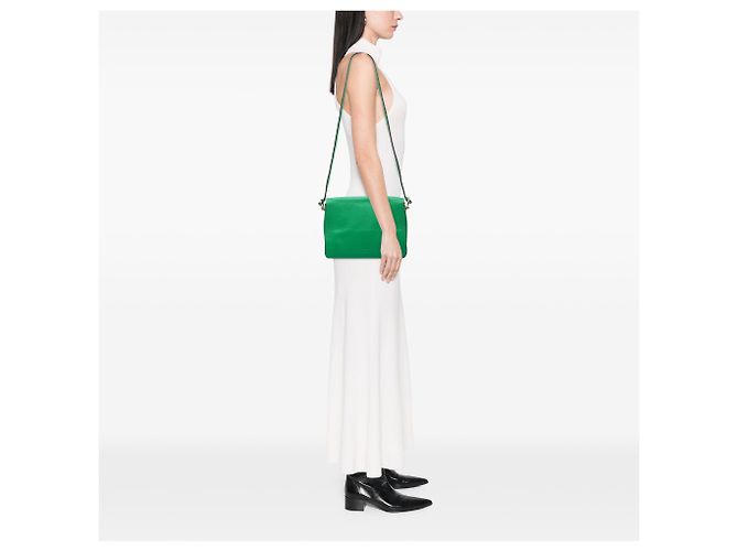 LOEWE Borsa a tracolla in pelle di vitello verde con anagramma - vista 7