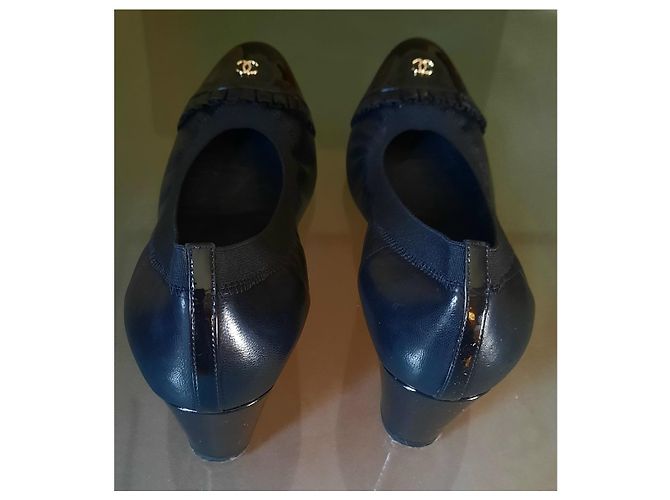 Décolleté Chanel in ottime condizioni Nero - vista 2