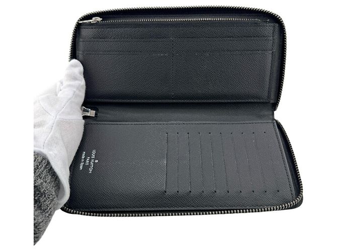 Louis Vuitton Monogram Eclipse Bi-Fold Wallet Brown Black - view 7