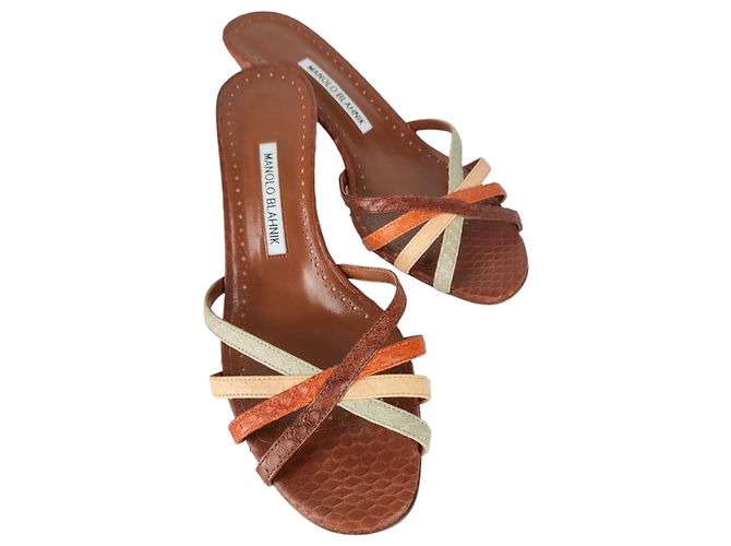 Mule in pelle di serpente con punta aperta Manolo Blahnik Marrone - vista 8
