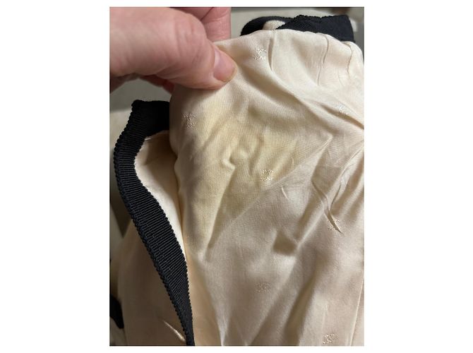 Vestido Chanel Crema de Seda y Viscosa con Botones Logo CC Crudo - vista 10