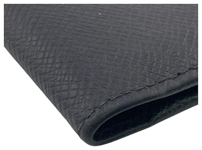Portafoglio Bifold Taiga M30531 di Louis Vuitton Nero - vista 4