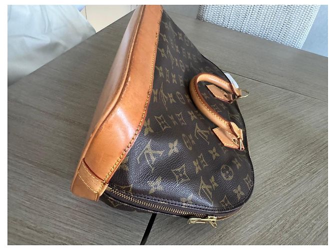 Louis Vuitton Alma Handtasche aus braunem Leder - Ansicht 6