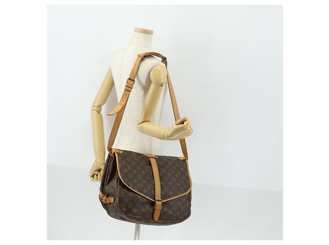 LOUIS VUITTON Bolso de Hombro Monogram Saumur 35 M42254 LV Auth bs32301 Monograma - vista 26