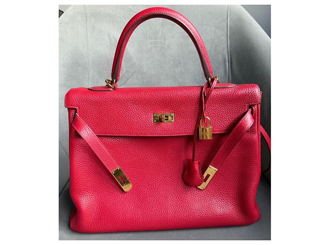 Hermès Kelly 35 in pelle Togo vermiglio con finiture oro - vista 18