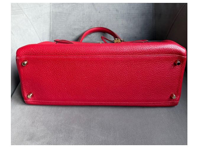 Hermès Kelly 35 in pelle Togo vermiglio con finiture oro - vista 19